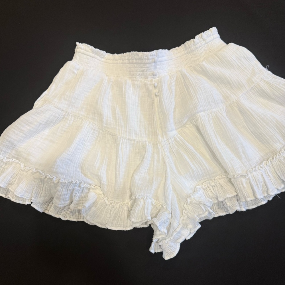 American Eagle Outfitters White Ruffled High Waist Shorts